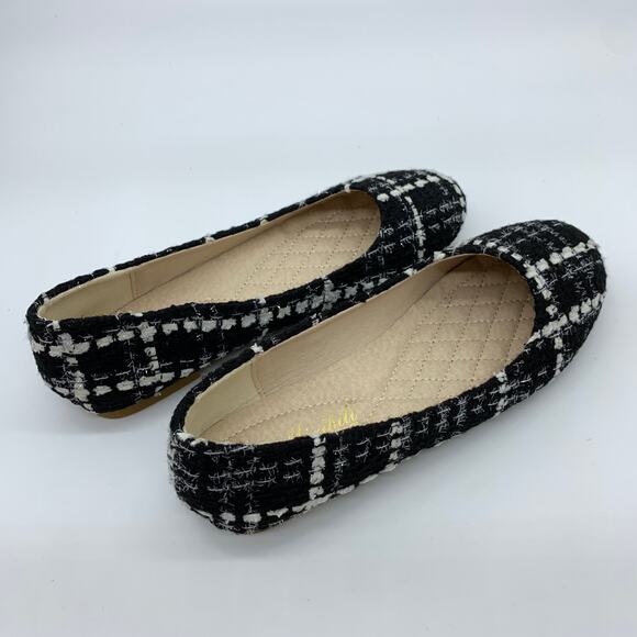 Black Tweed Flat Size 6.5 US Slip On Closed Toe - Picture 2 of 8